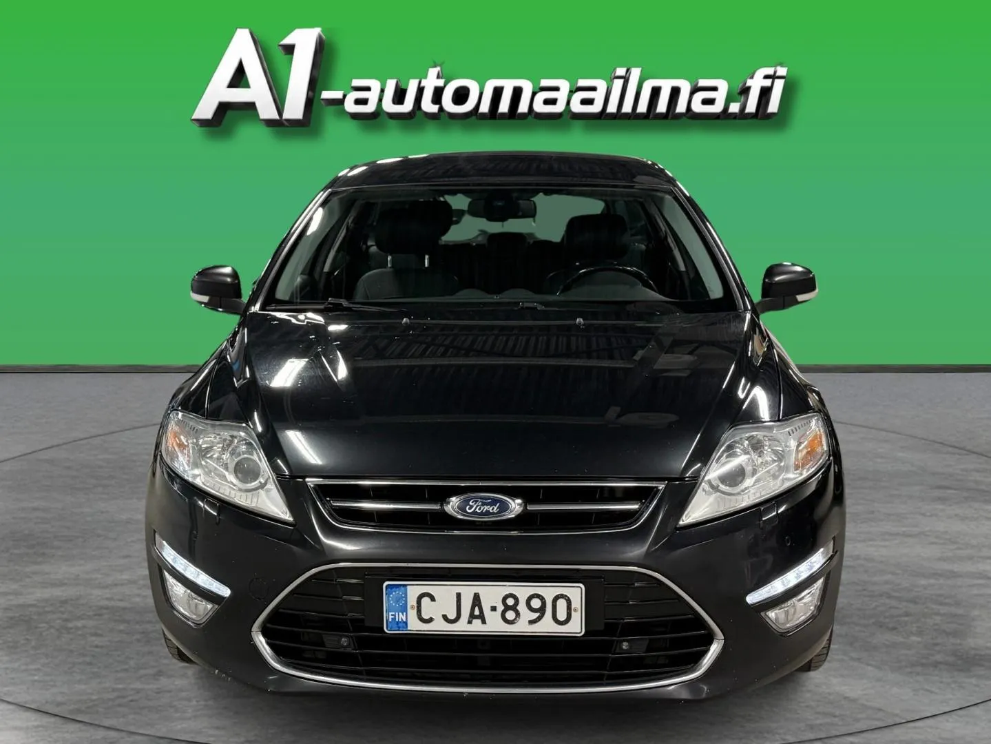 Ford Mondeo 1,6 TDCi 115hv 2013, kuva 2/15