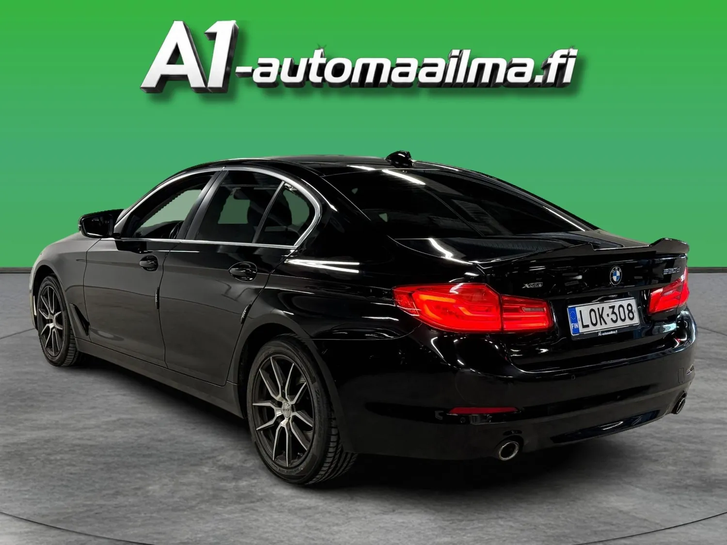BMW 520 G30 Sedan 520d A xDrive Business 2018, kuva 4/25