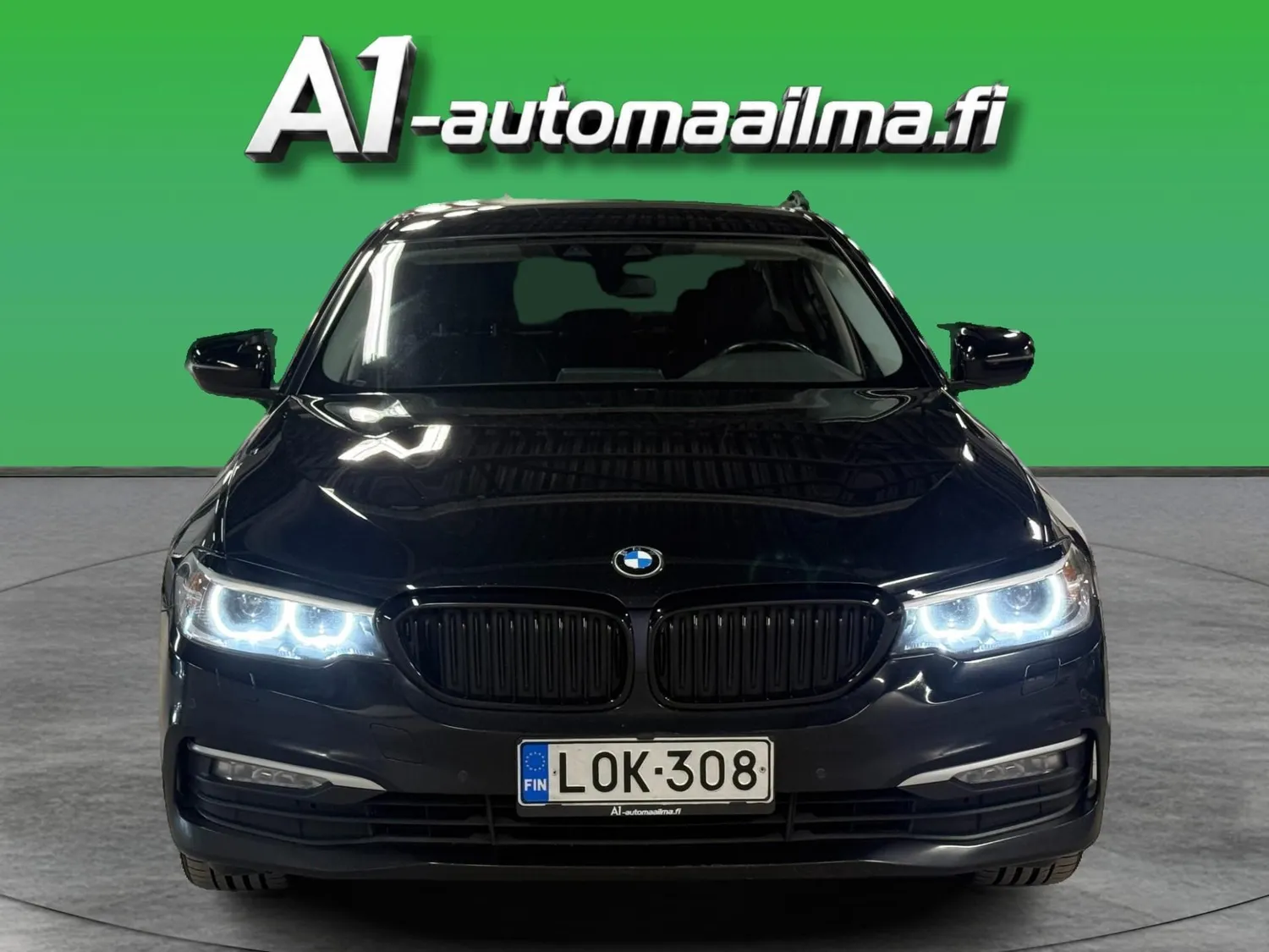 BMW 520 G30 Sedan 520d A xDrive Business 2018, bild 2/25