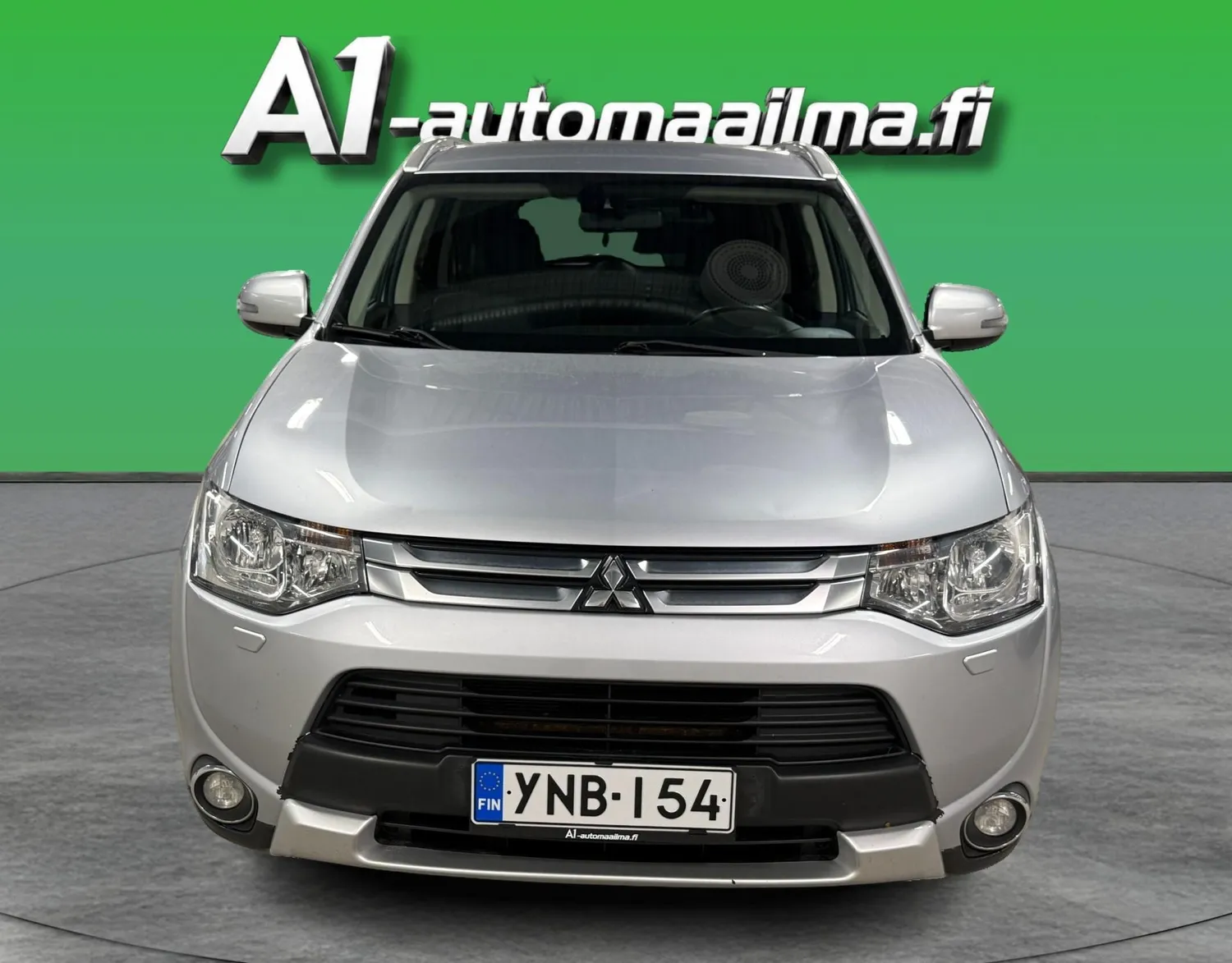 Mitsubishi Outlander 2015, bild 2/20