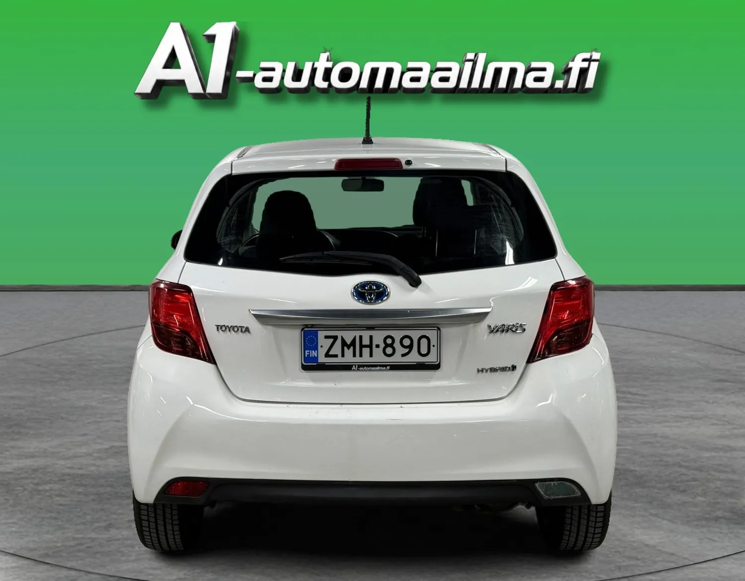 Toyota Yaris 1,5 Hybrid Active 2014, kuva 6/23