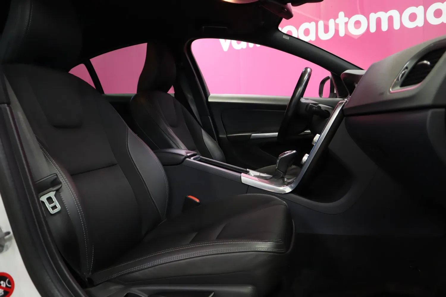 Volvo S60 T3 Business aut 2015, kuva 7/20