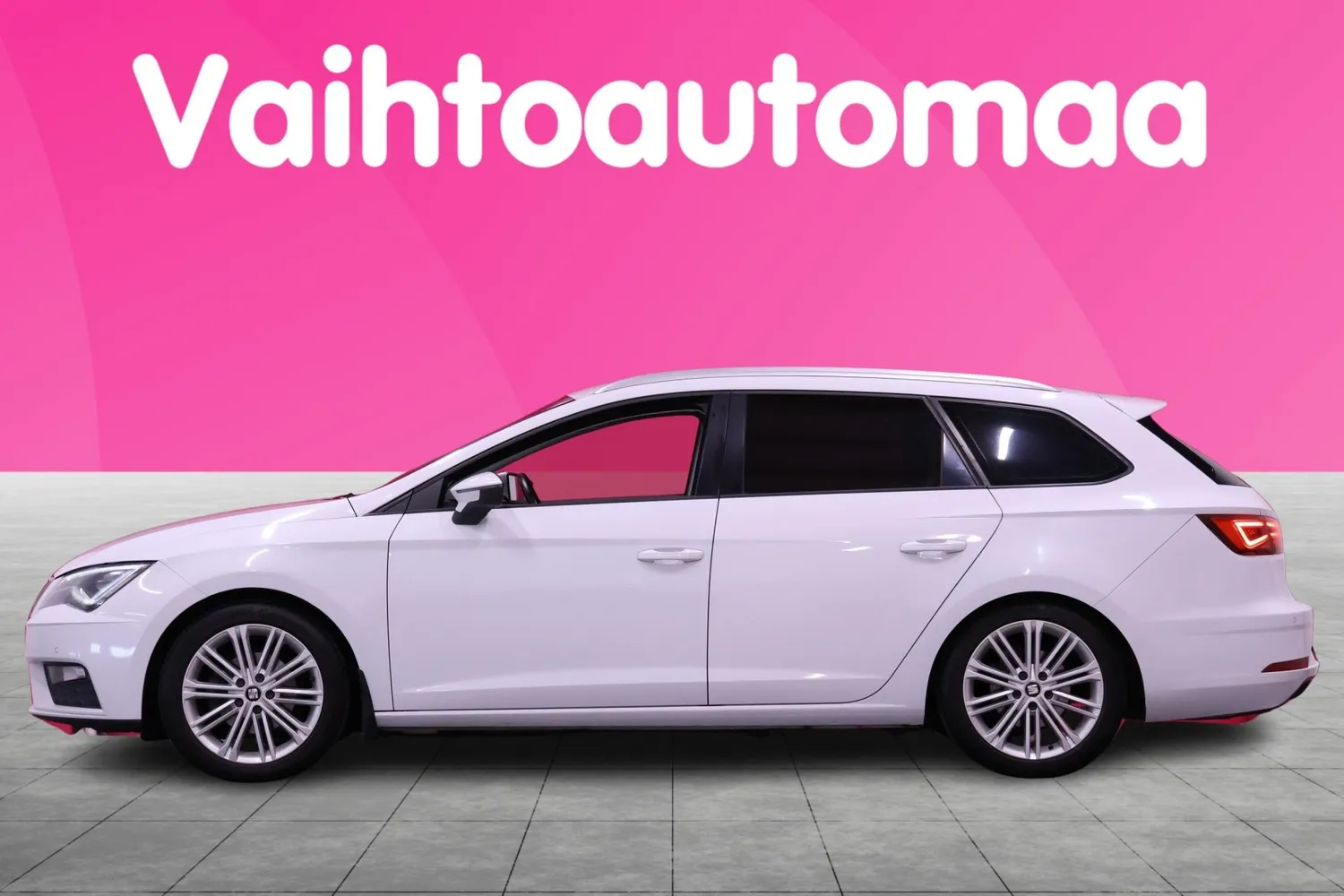 Seat Leon ST 2018, photo 6/21