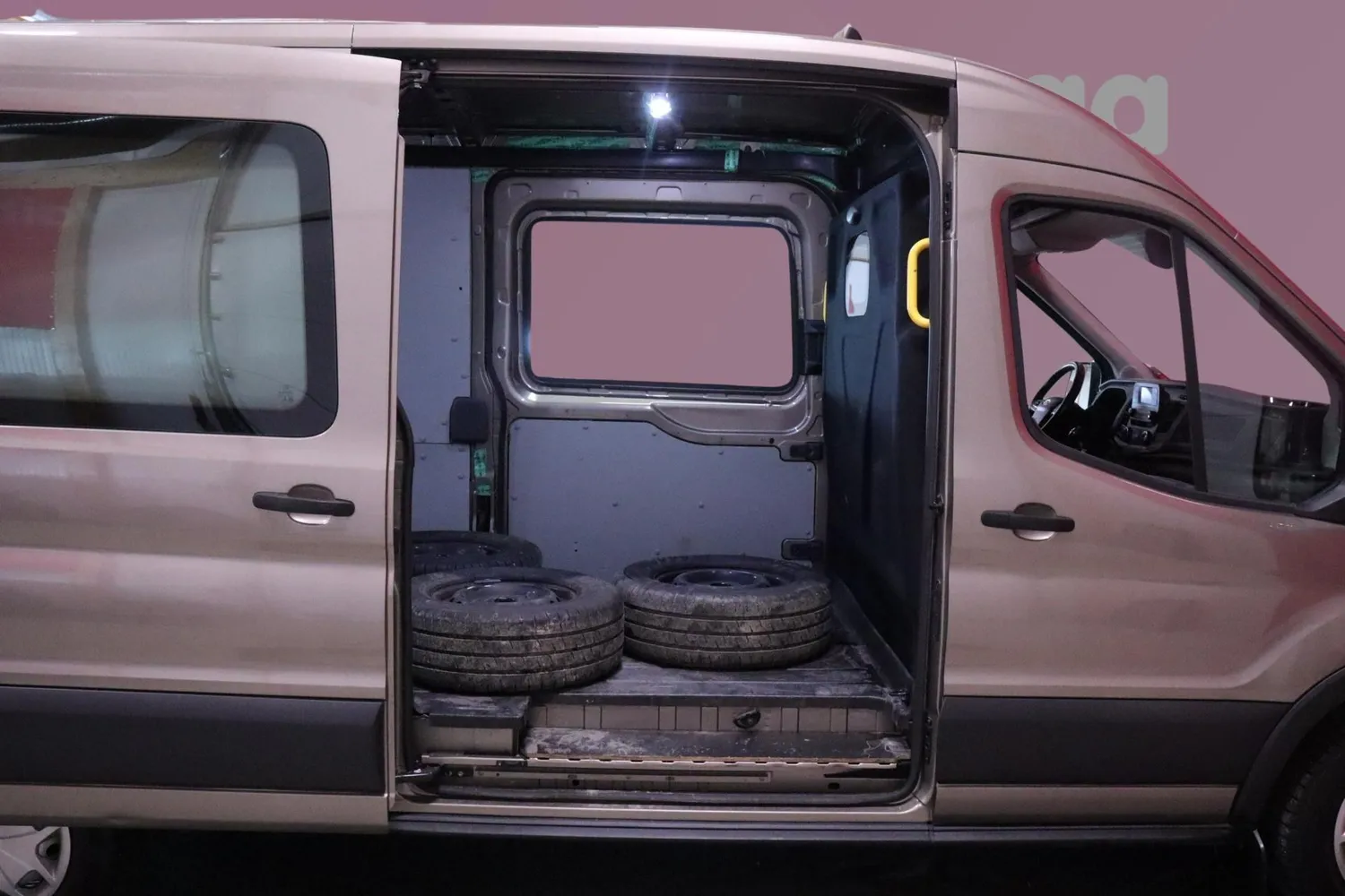 Ford Transit 2019, kuva 3/27