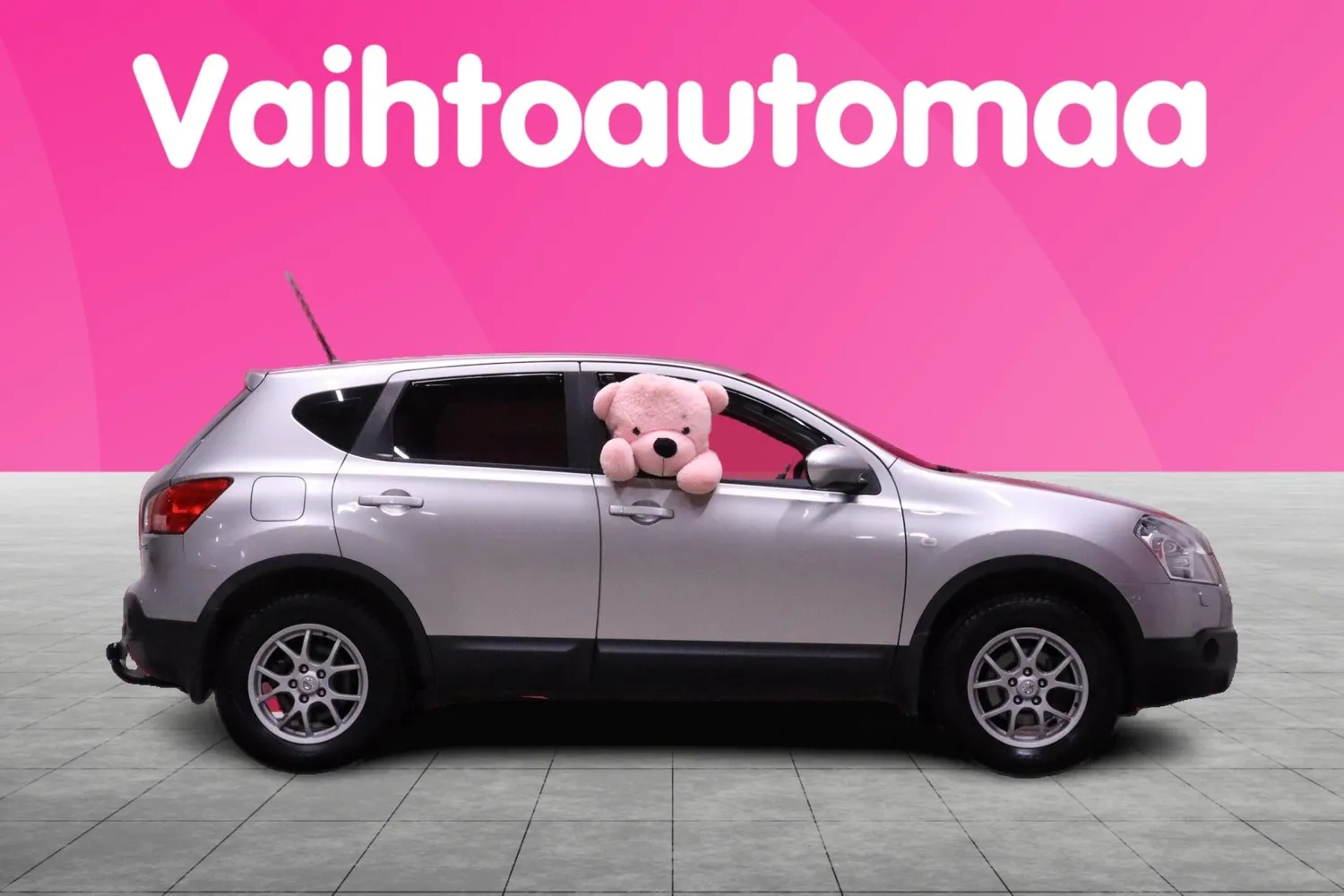 Nissan Qashqai 2,0 Acenta 6MT 4x4 2009, kuva 2/18
