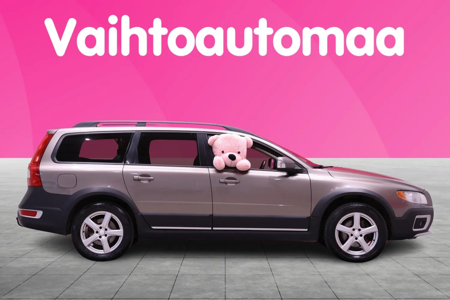 Volvo XC70 D5 AWD Momentum aut 2009, kuva 2/19