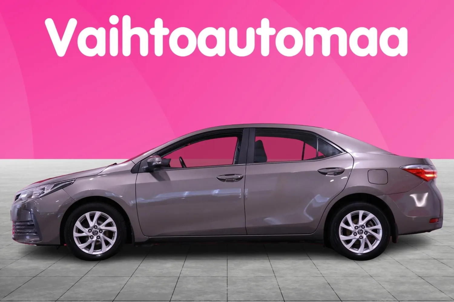 Toyota Corolla 2018, photo 6/23