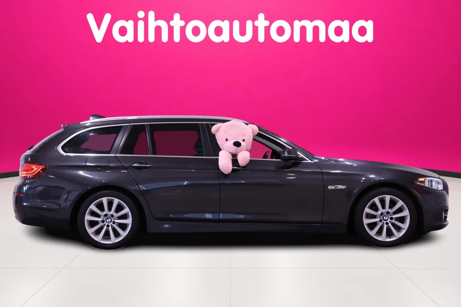 BMW 520 2017, bild 2/24