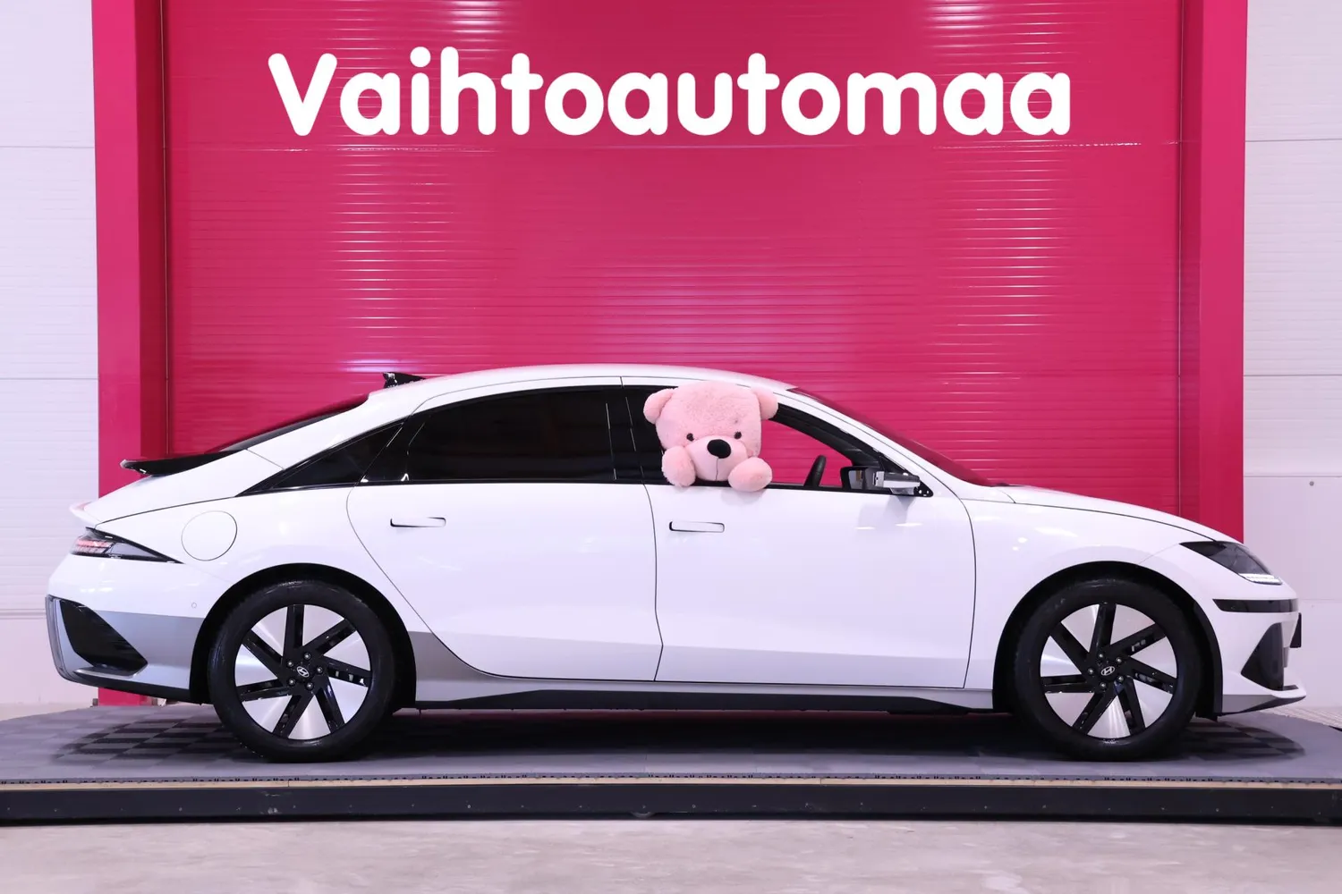 Hyundai Ioniq 6 2024, kuva 2/31
