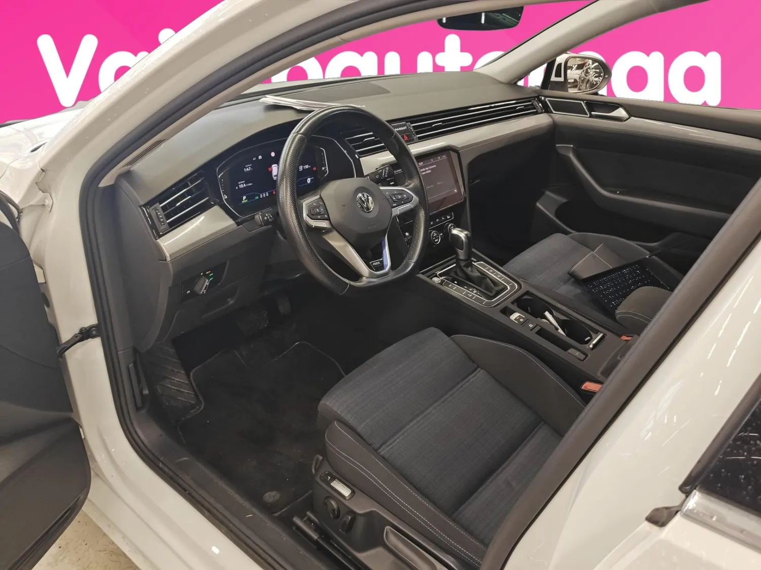Volkswagen Passat 2020, kuva 5/5