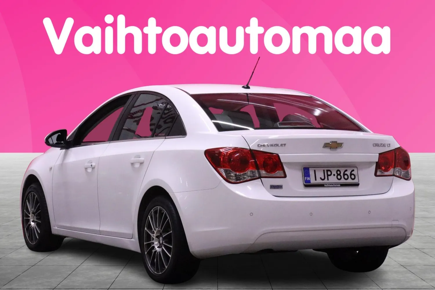 Chevrolet Cruze 4-ov LT 1,8 104kW MT5 2011, kuva 5/18