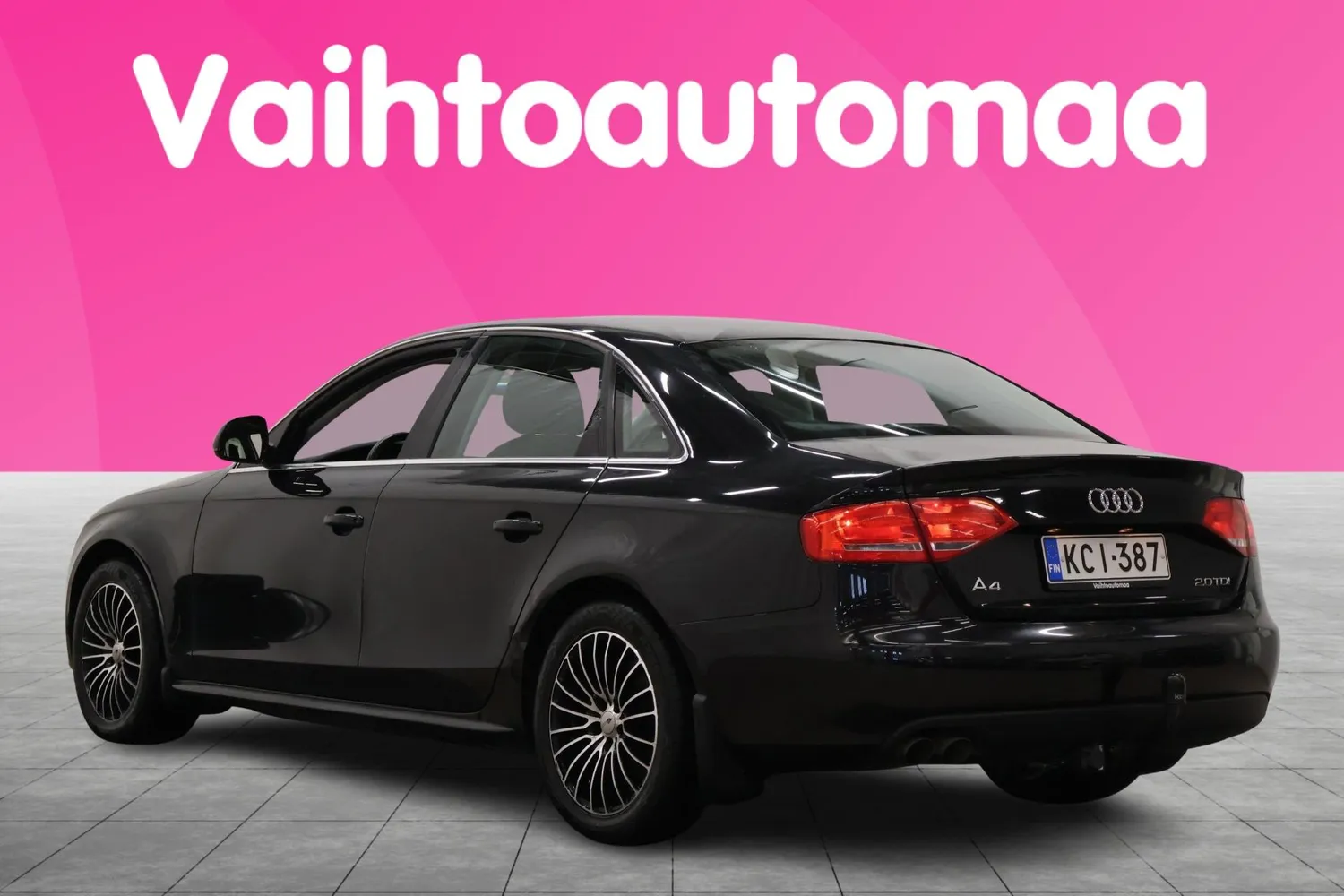 Audi A4 Sedan 2,0 TDI 105 kW Business 2008, kuva 5/21