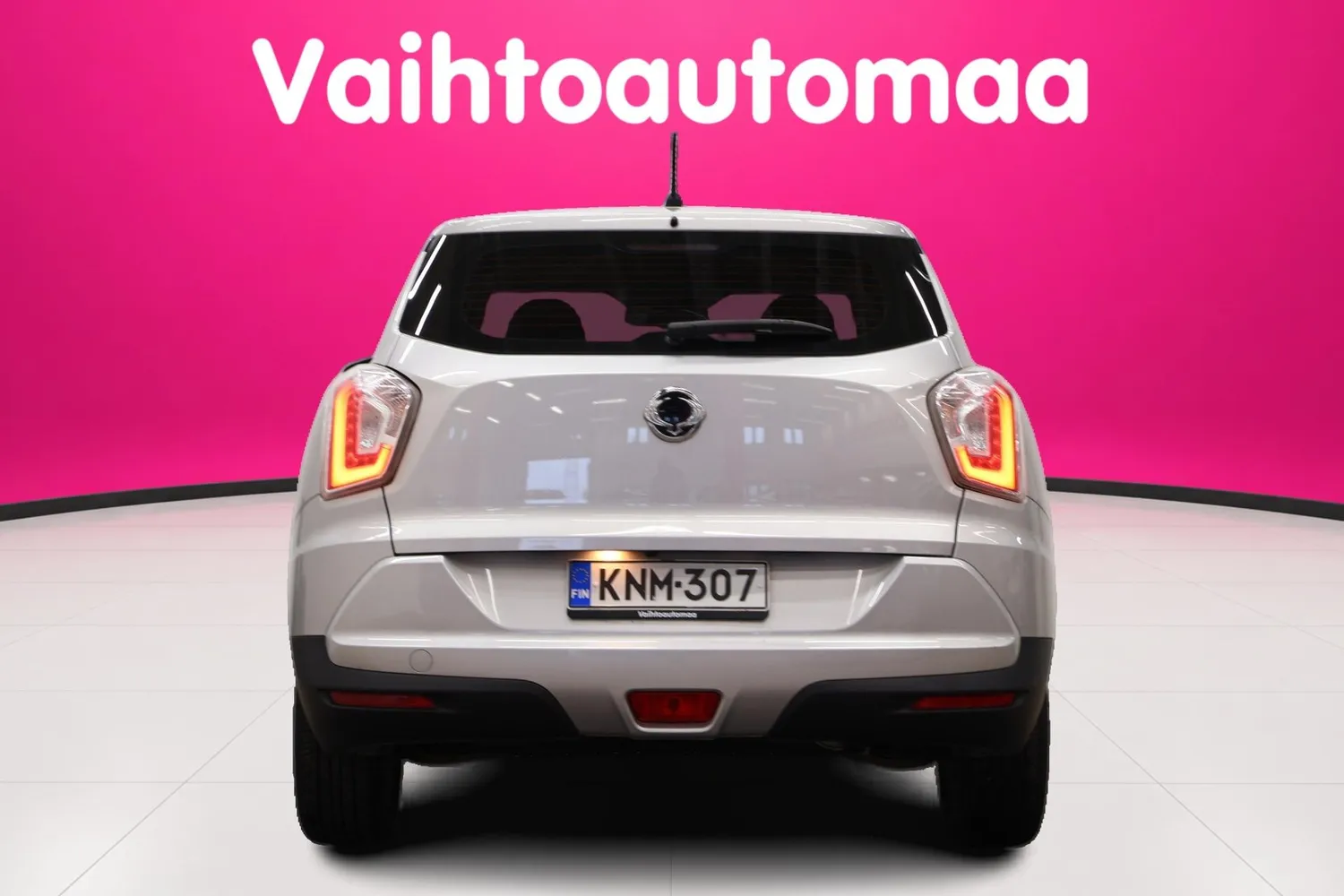 SsangYong Tivoli G16 2WD 6MT QUARTZ 2016, kuva 6/22