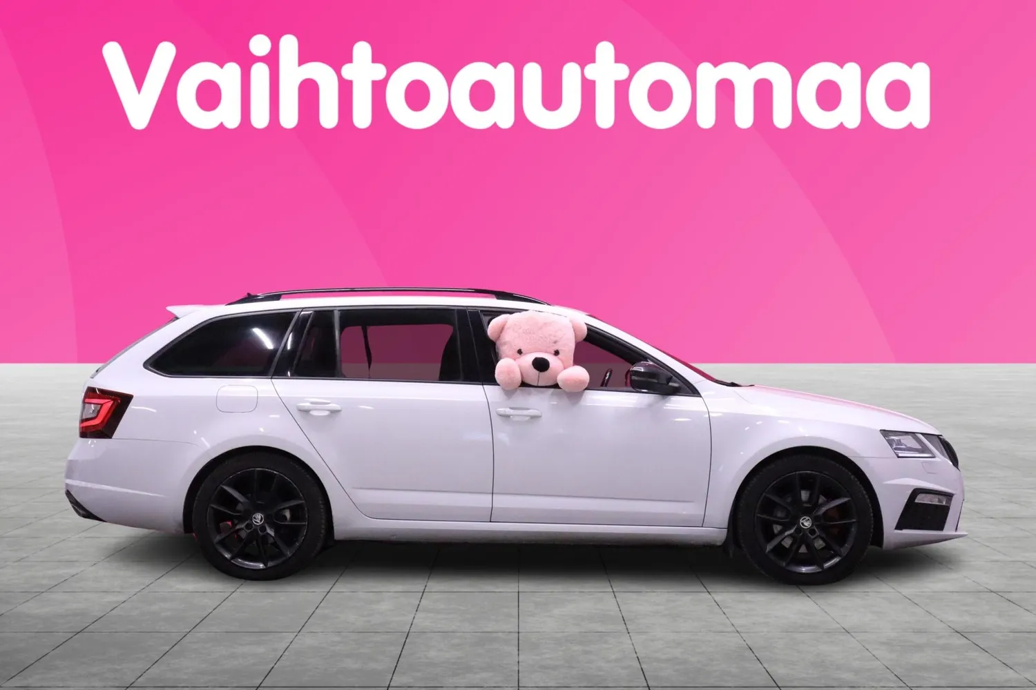 Skoda Octavia Combi 2,0 TDI 4x4 RS 2018, kuva 2/25
