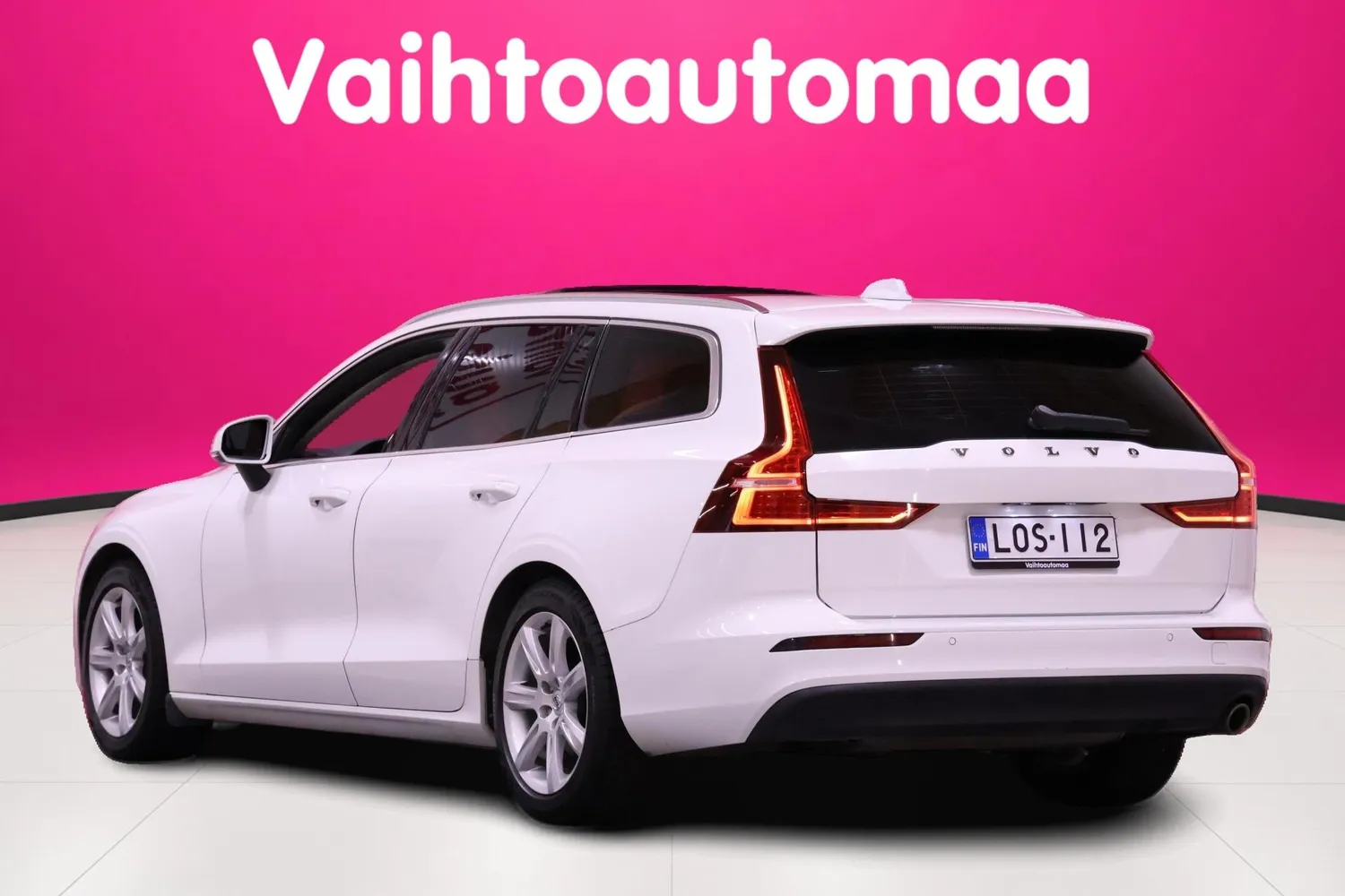 Volvo V60 D3 Momentum aut. 2019, kuva 5/23