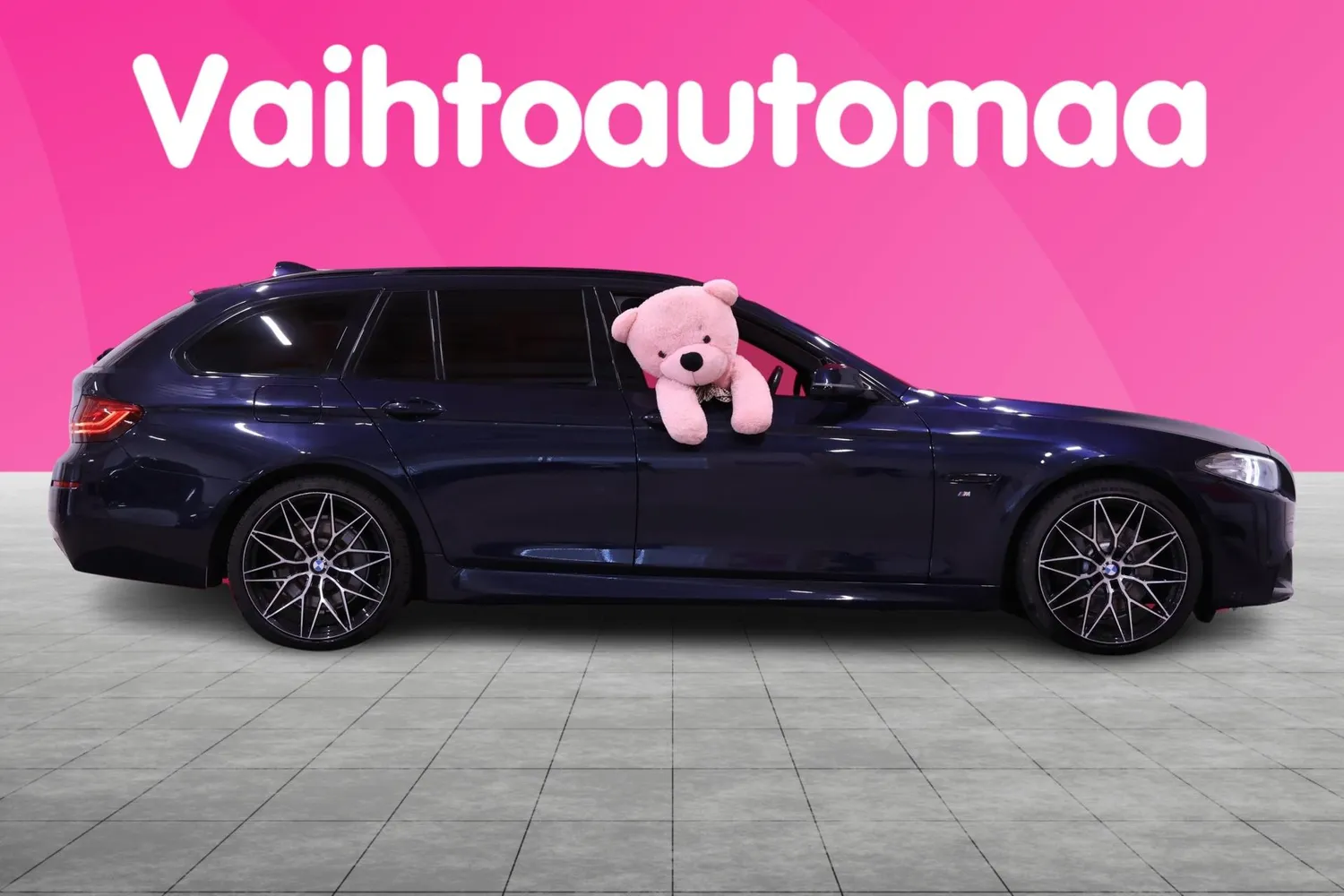 BMW 530 2015, kuva 2/28