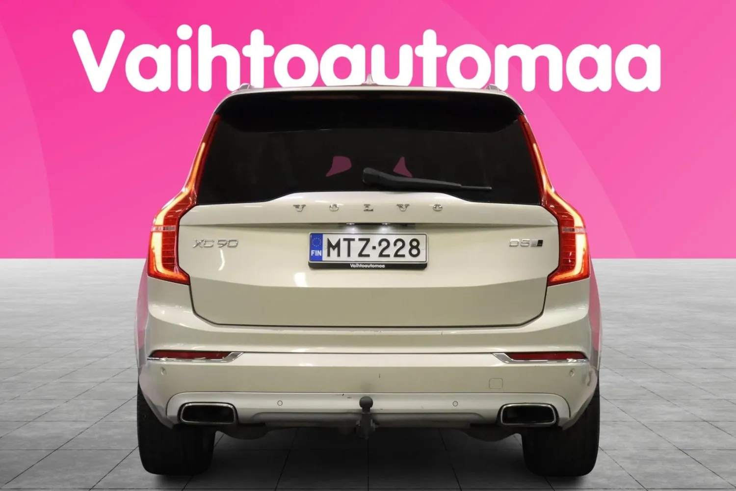 Volvo XC90 D5 AWD Inscription aut 2016, kuva 6/37