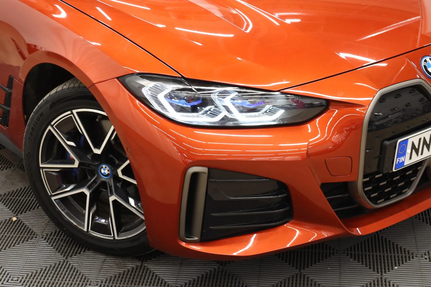 BMW i4 M50 Fully Charged xDrive 2023, kuva 2/32