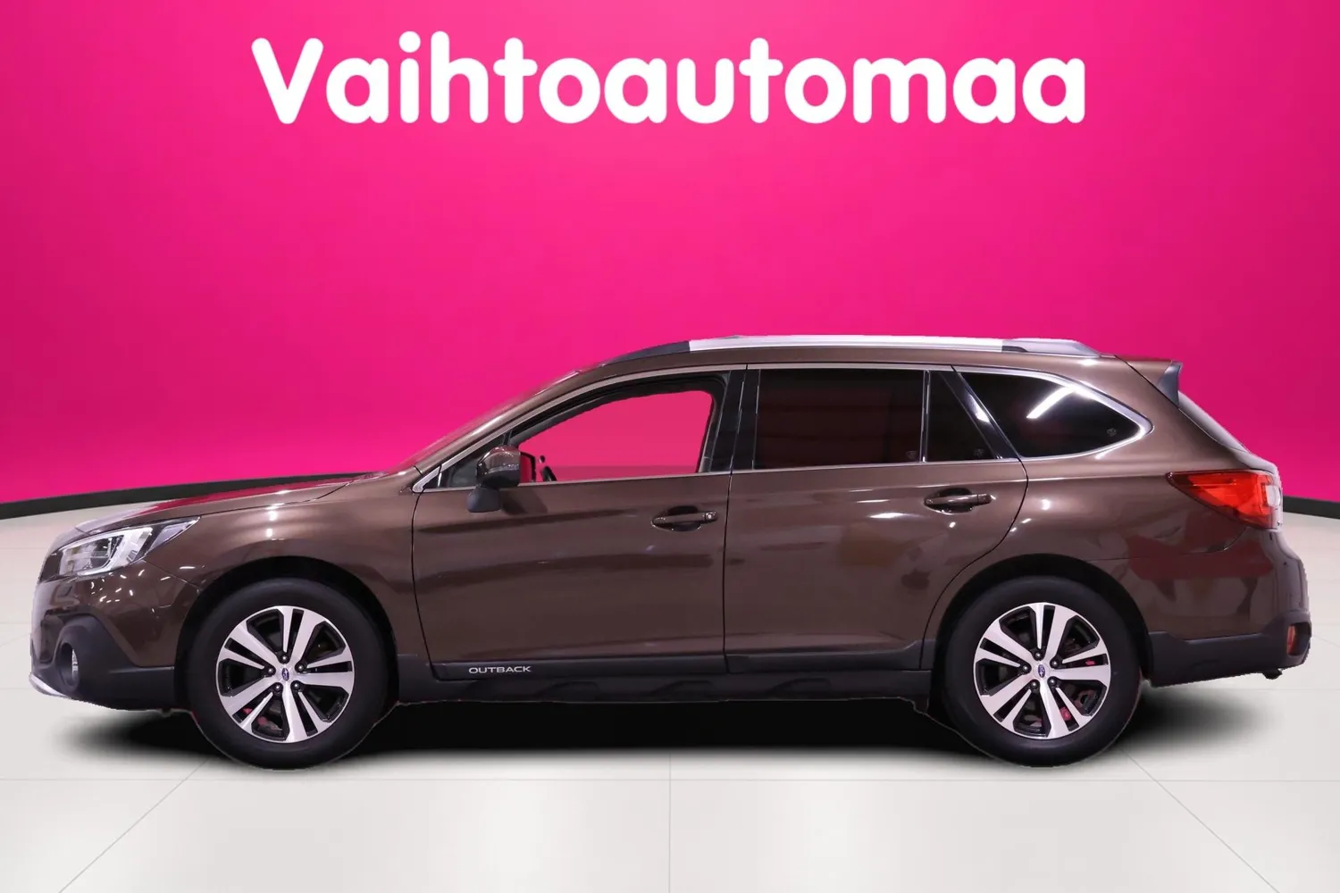 Subaru Outback 2,5i Summit CVT 2019, kuva 6/25