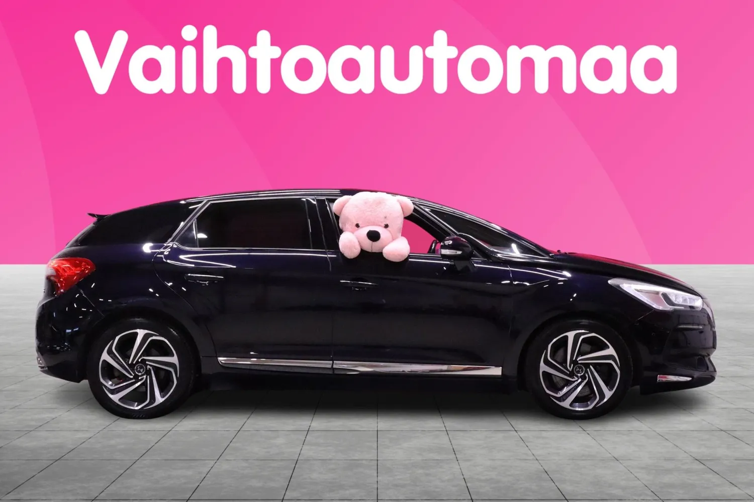 DS 5 AWD Prestige 2015, kuva 2/33