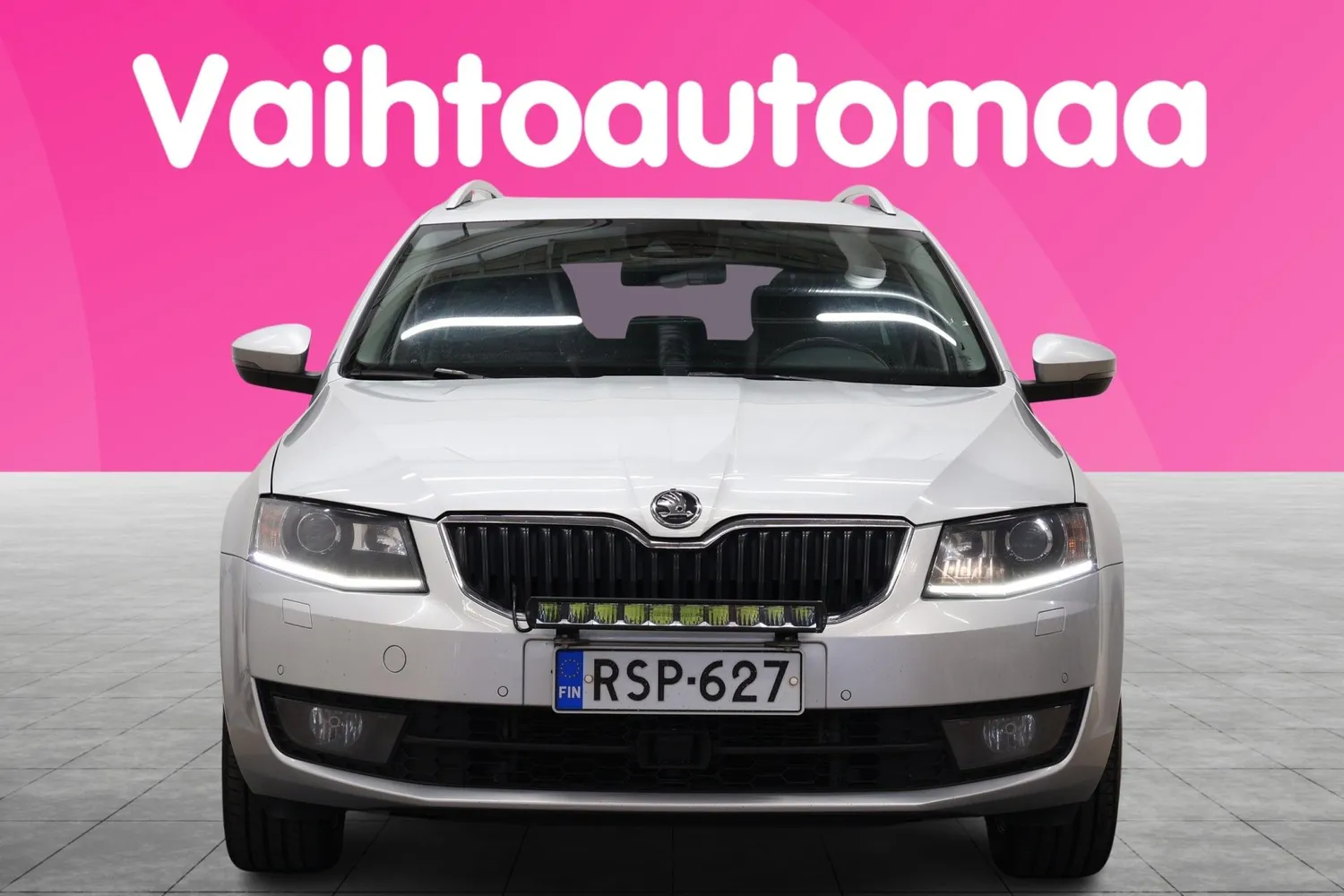 Skoda Octavia Combi 1,6 TDI Style 2017, kuva 3/26