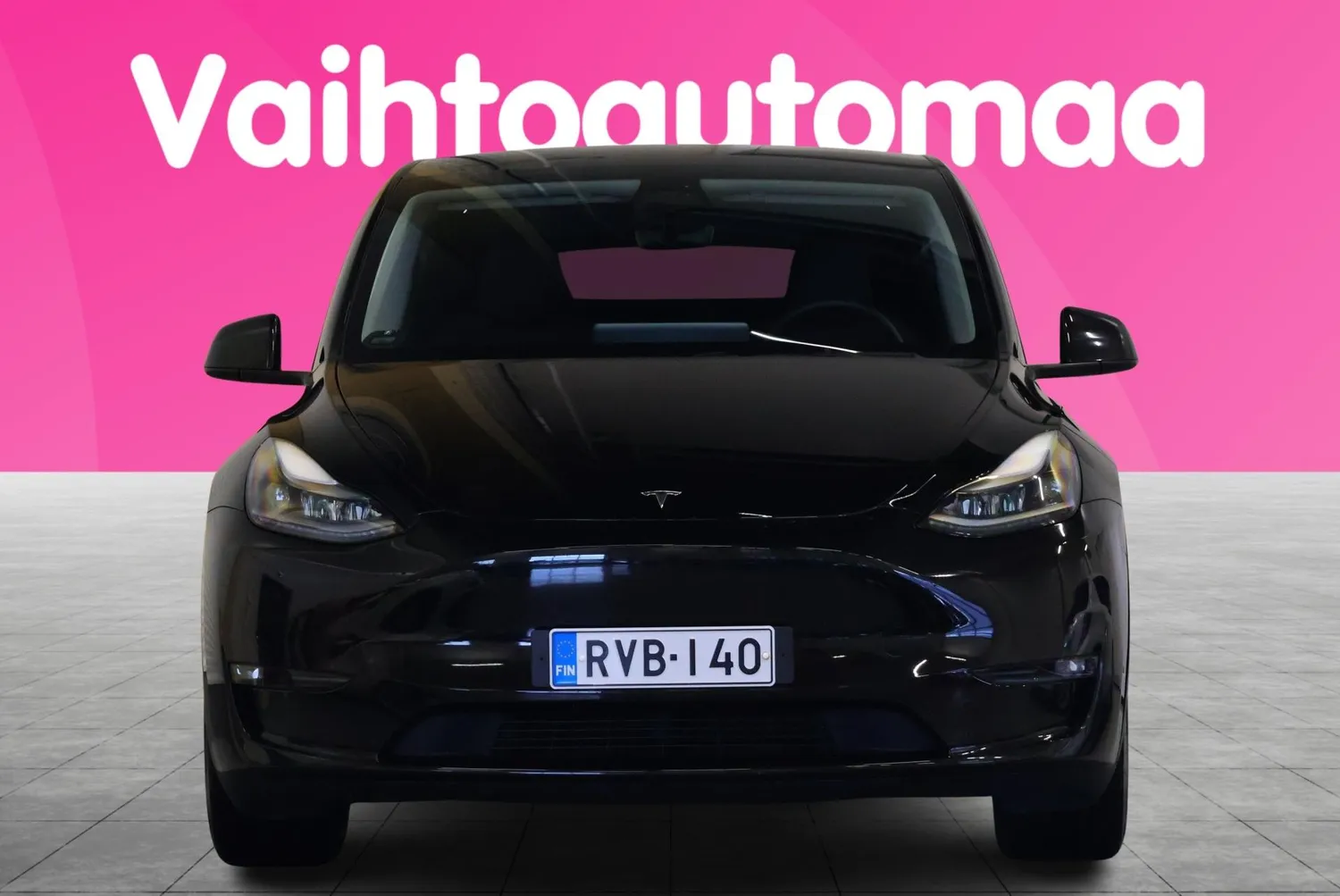 Tesla Model Y 2023, photo 3/23