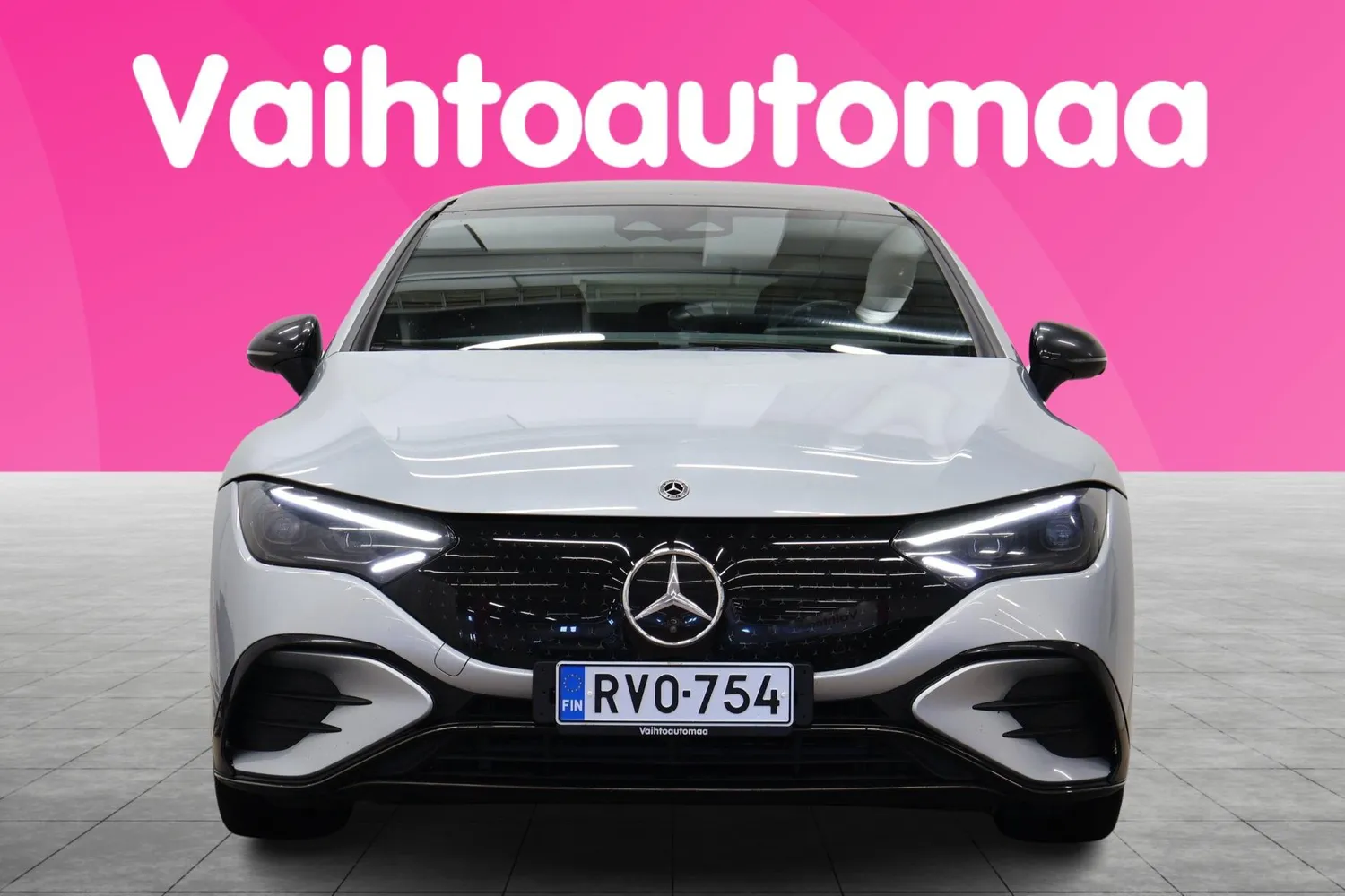 Mercedes-Benz EQE 350 4MATIC AMG 2023, photo 3/32