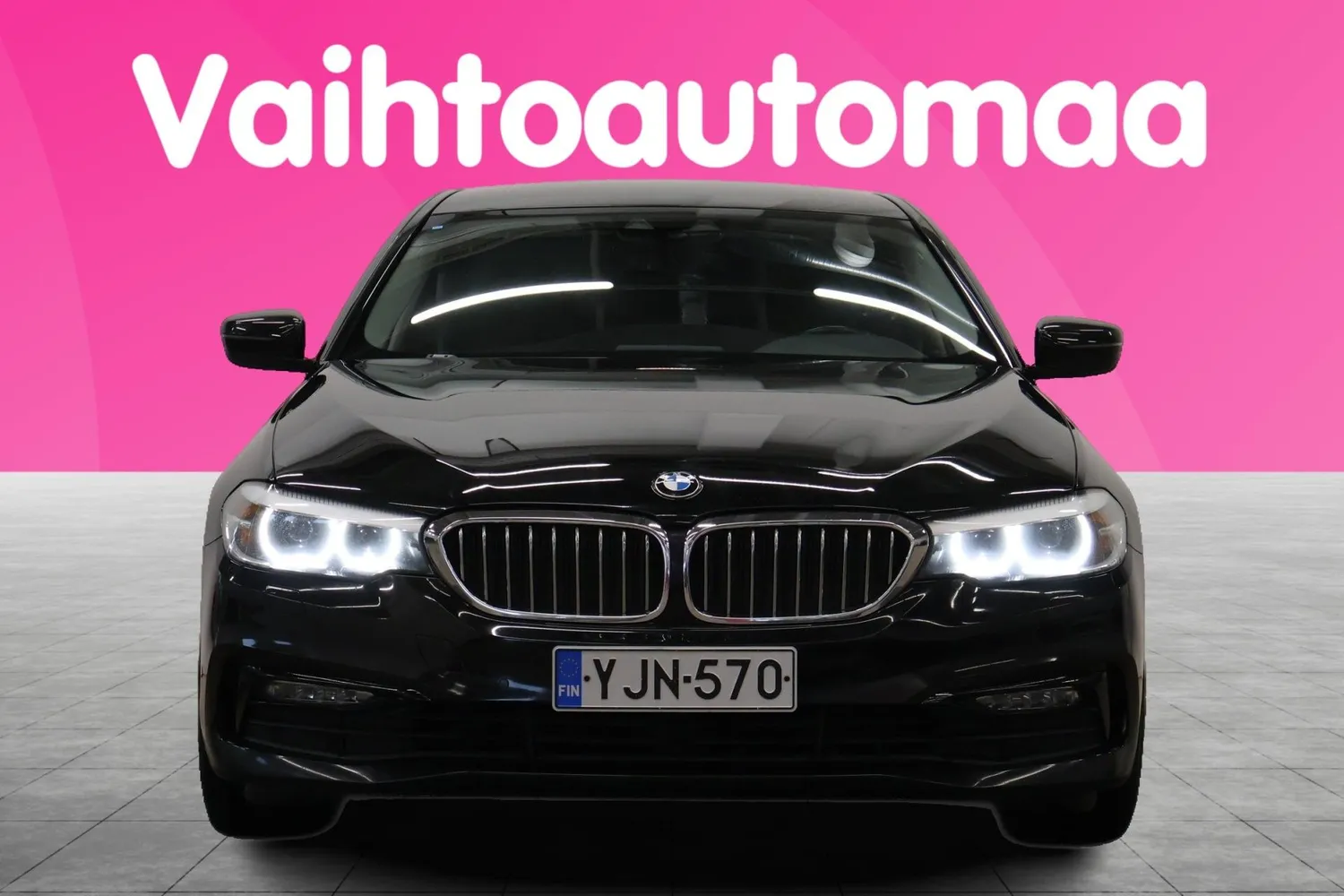 BMW 520 G30 Sedan 520d A xDrive Business 2017, kuva 3/27