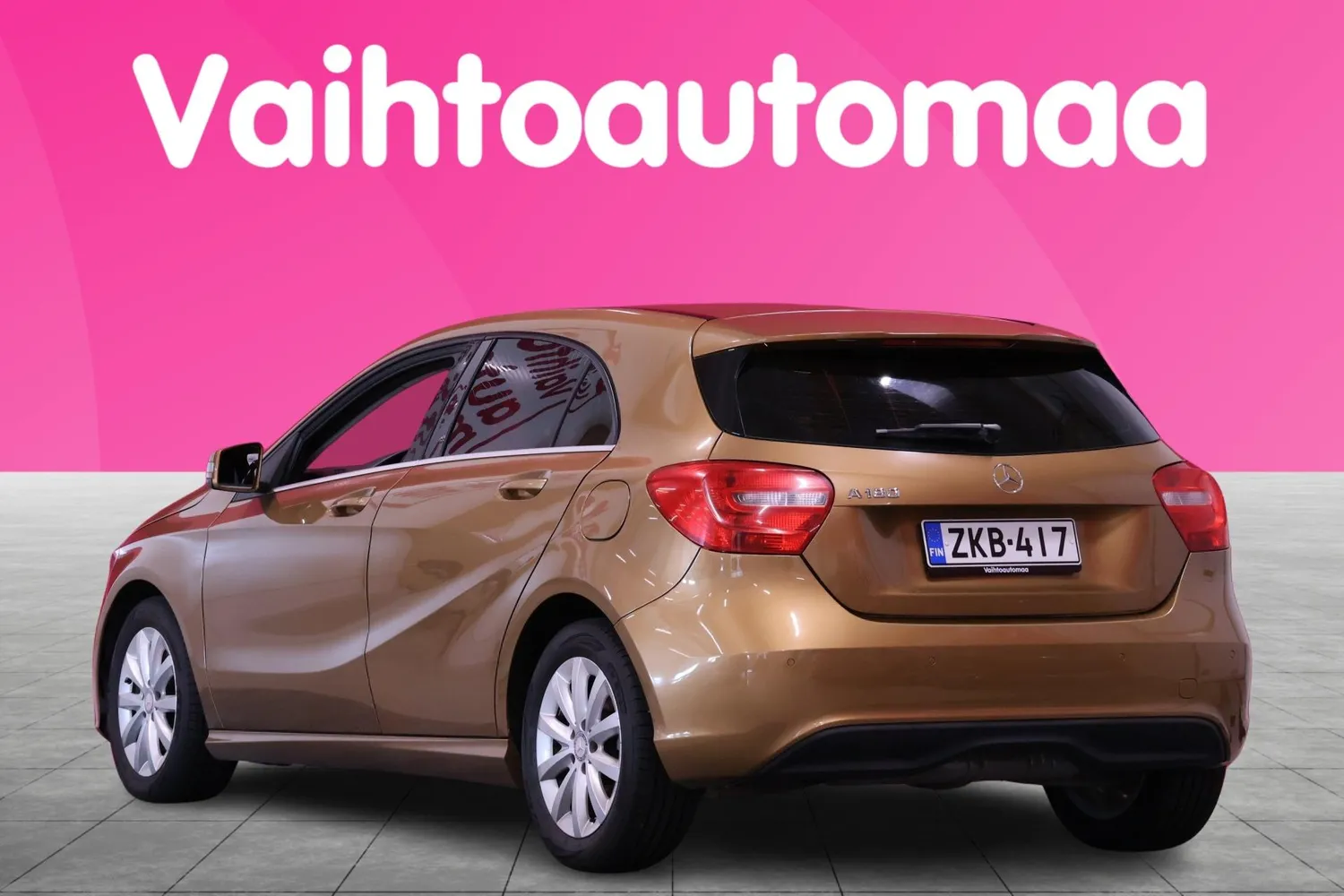 Mercedes-Benz A 180 BE Premium Business 2013, kuva 5/21
