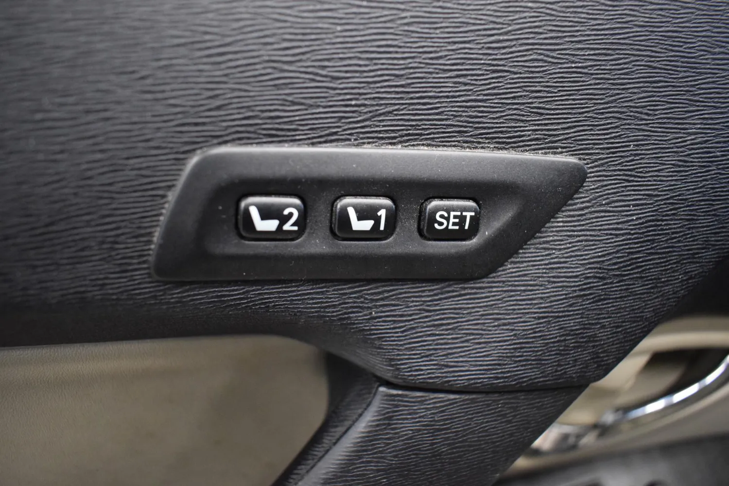 Toyota Avensis 2009, photo 6/12