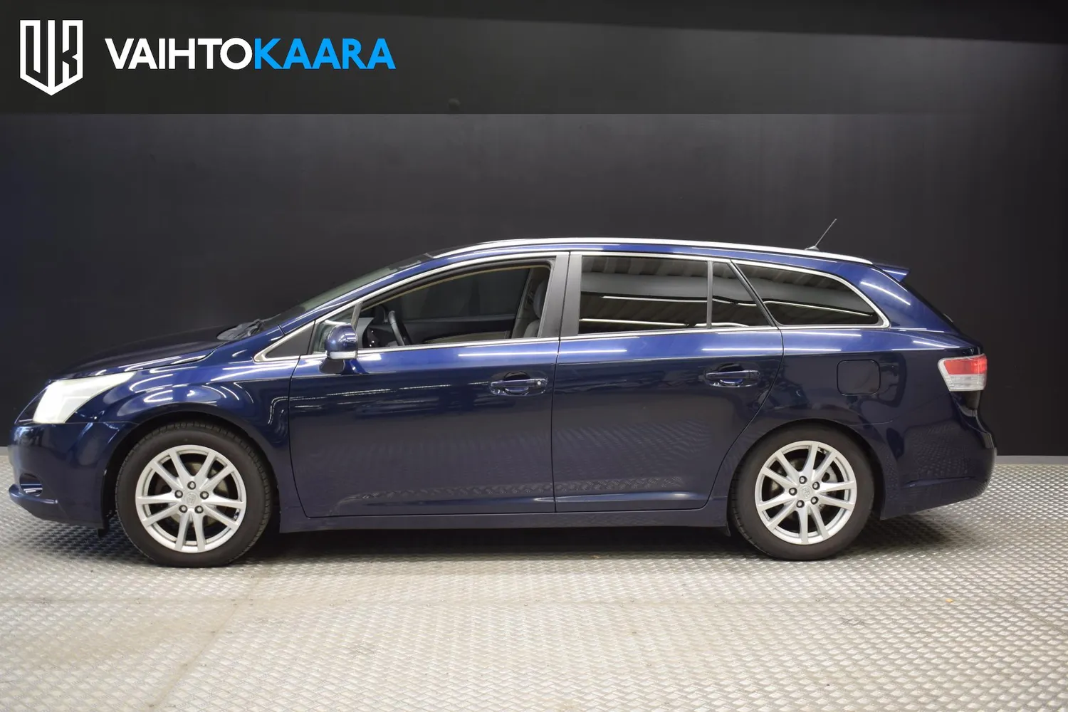 Toyota Avensis 2009, bild 3/27