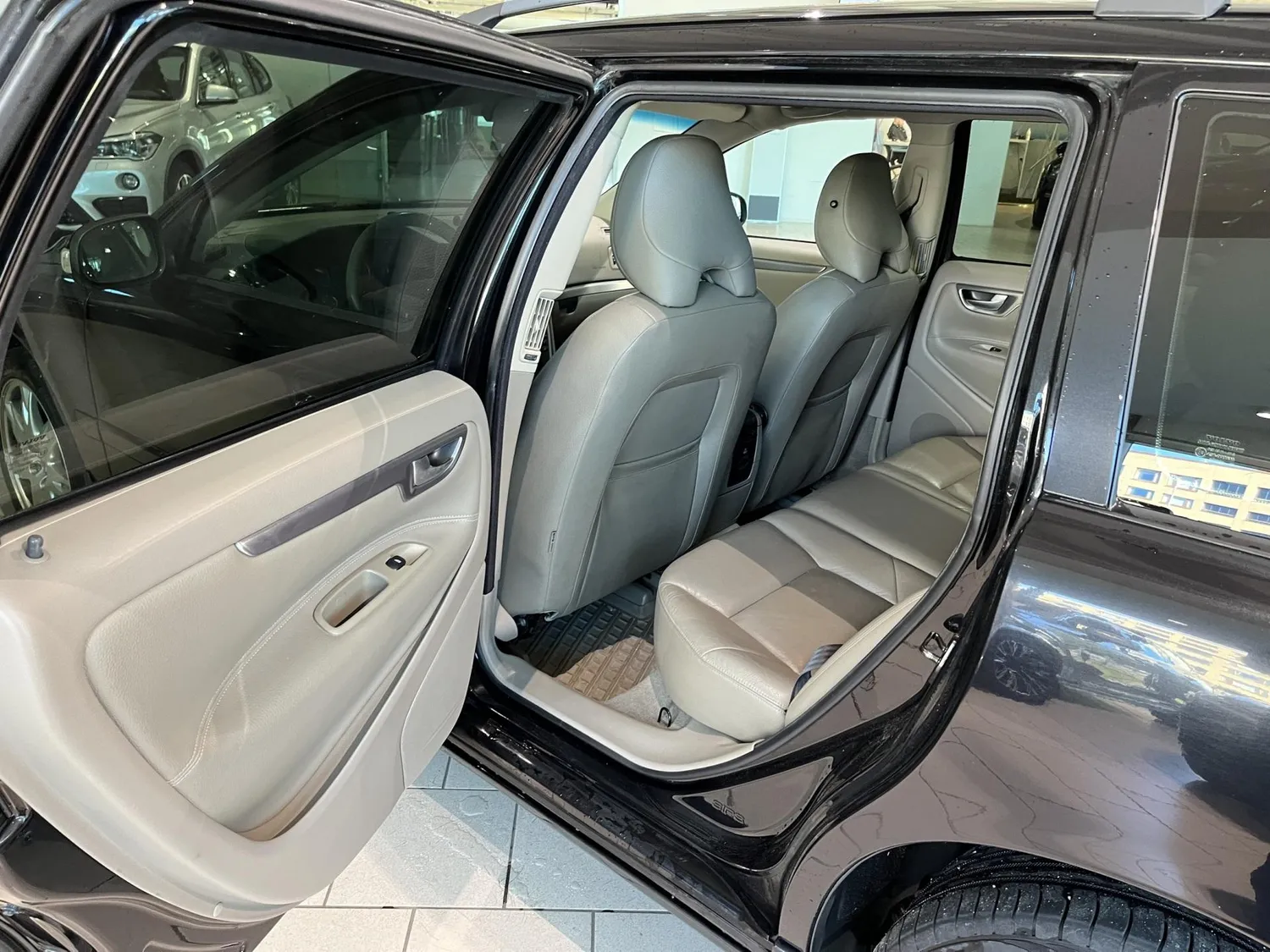 Volvo V70 2007, photo 7/10