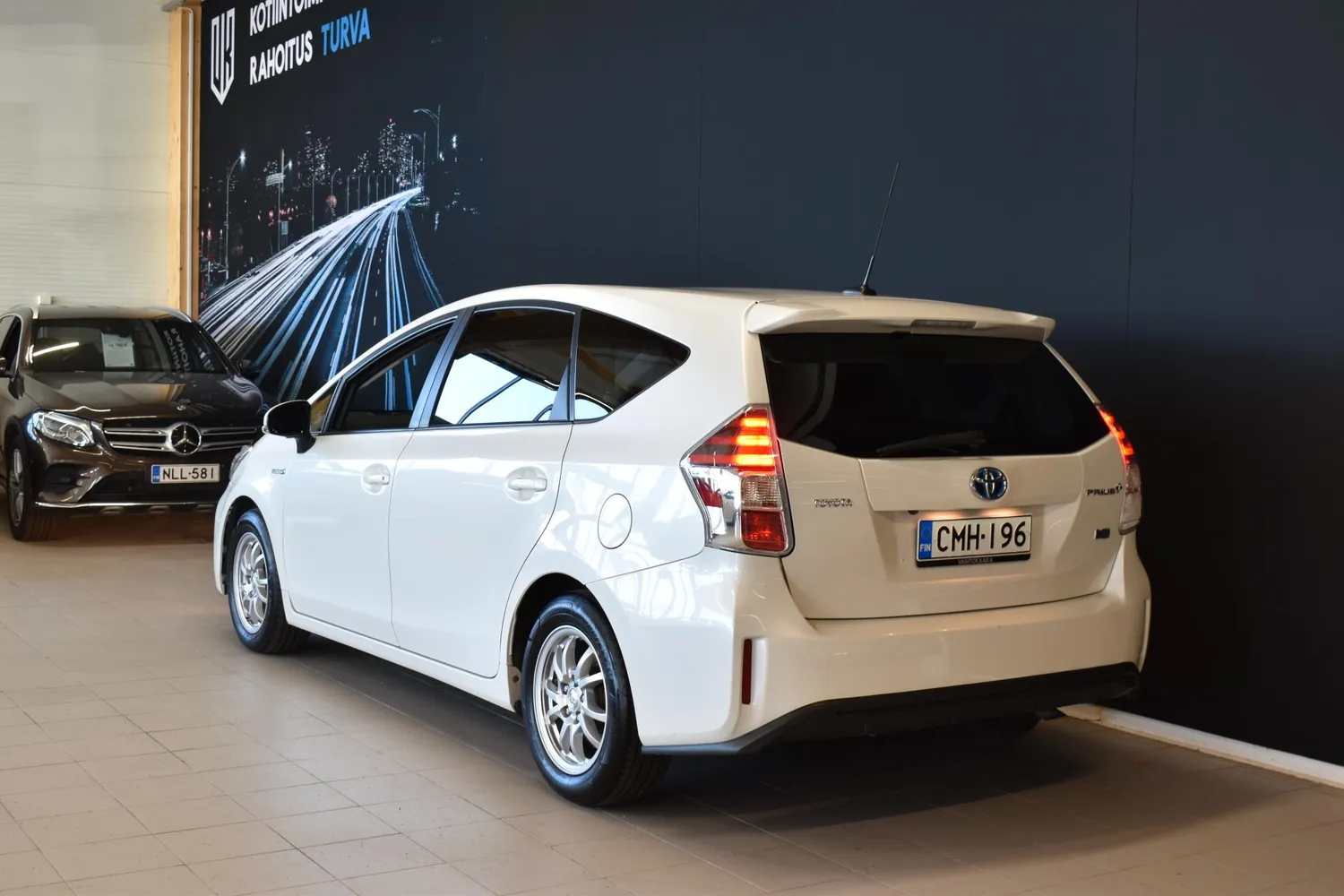 Toyota Prius+ Premium 2016, kuva 5/27