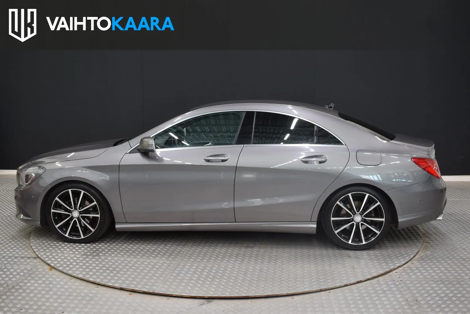 Mercedes-Benz CLA 200 A Premium Business 2016, photo 3/25