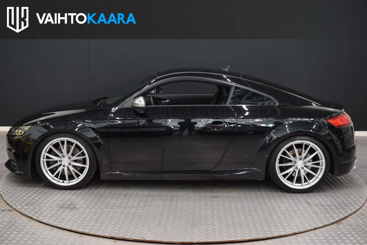 Audi TTS 2016, photo 3/39