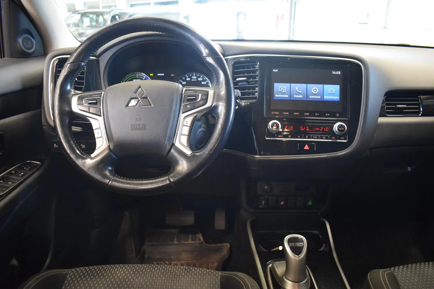 Mitsubishi Outlander PHEV 2020, kuva 5/11