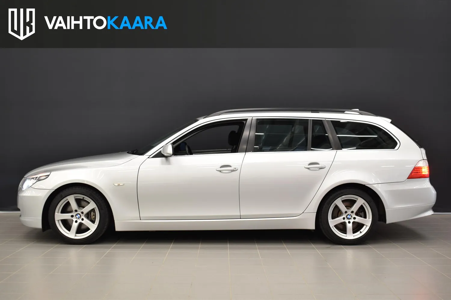 BMW 523 2009, kuva 2/24