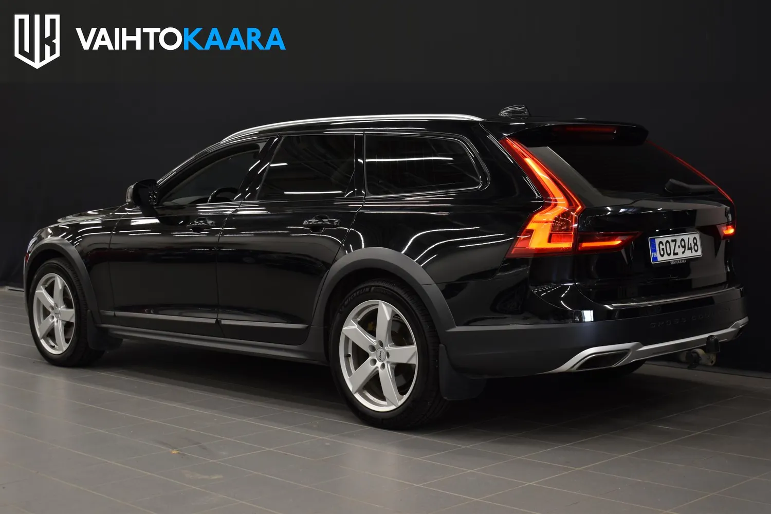 Volvo V90 Cross Country D4 AWD Plus aut 2018, bild 3/22