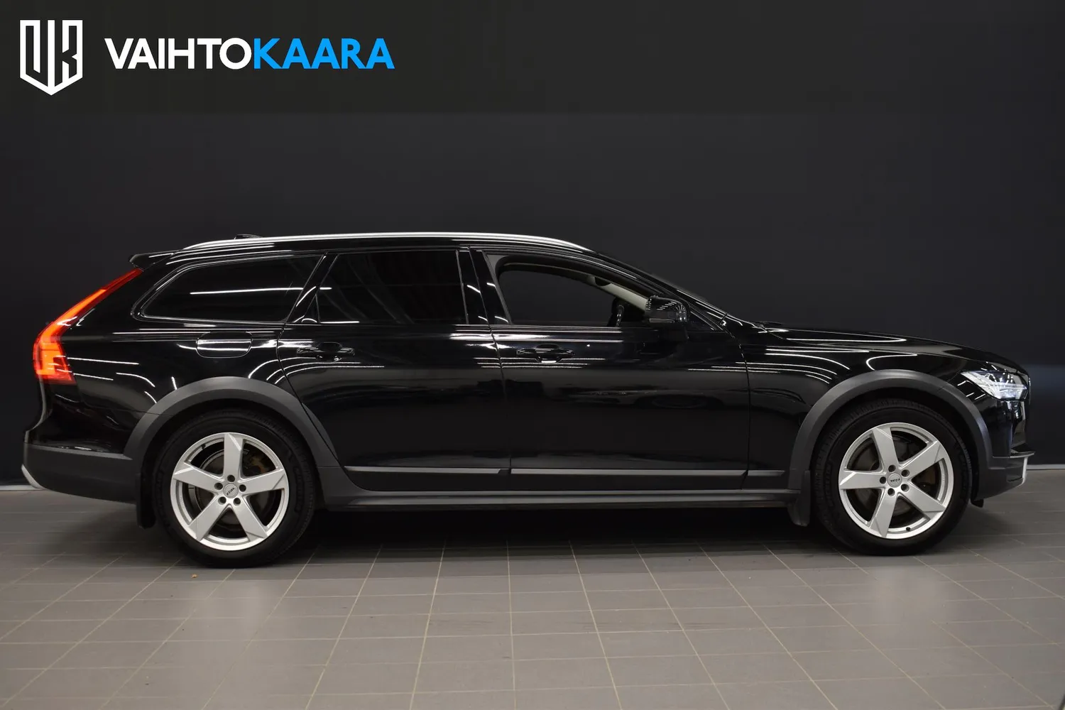 Volvo V90 Cross Country D4 AWD Plus aut 2018, bild 5/22
