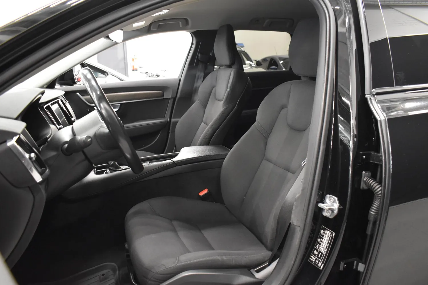 Volvo V90 Cross Country D4 AWD Plus aut 2018, bild 7/22