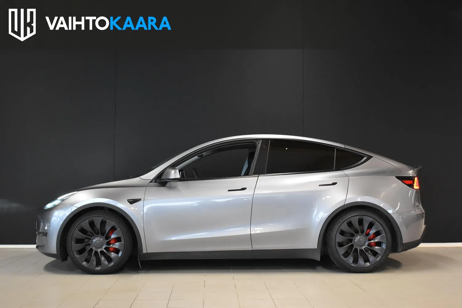 Tesla Model Y Performance Dual Motor Awd 2023, kuva 3/24