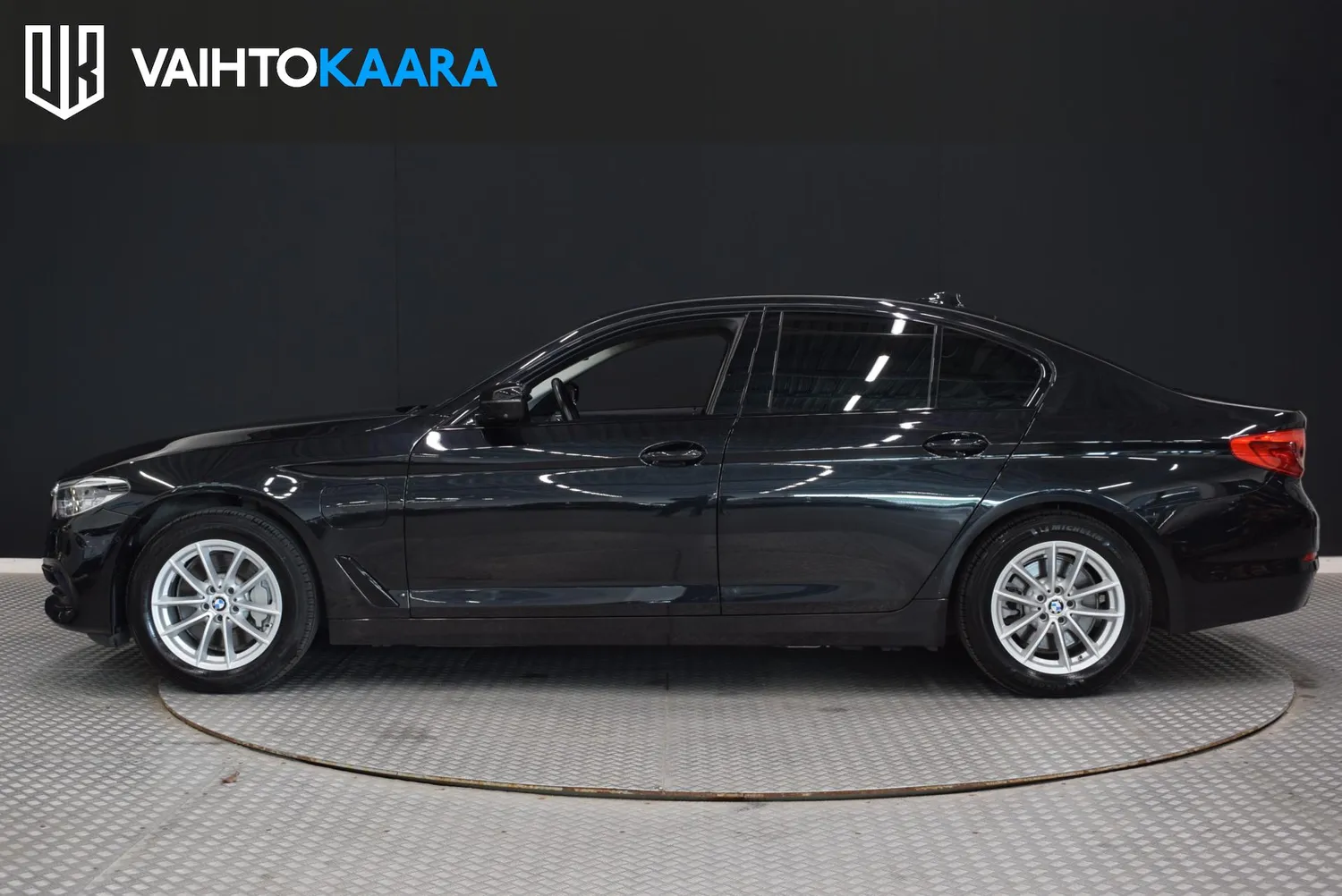 BMW 530 2019, photo 4/35