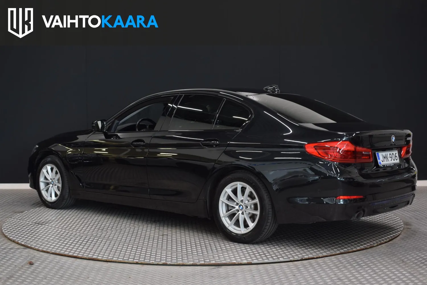 BMW 530 2019, photo 6/35