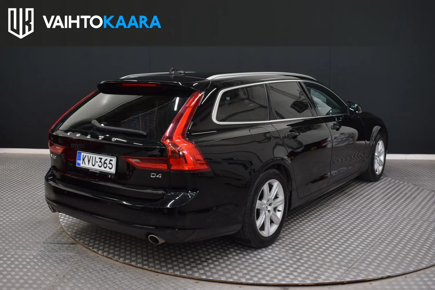 Volvo V90 D4 Momentum Adv 2018, kuva 7/34