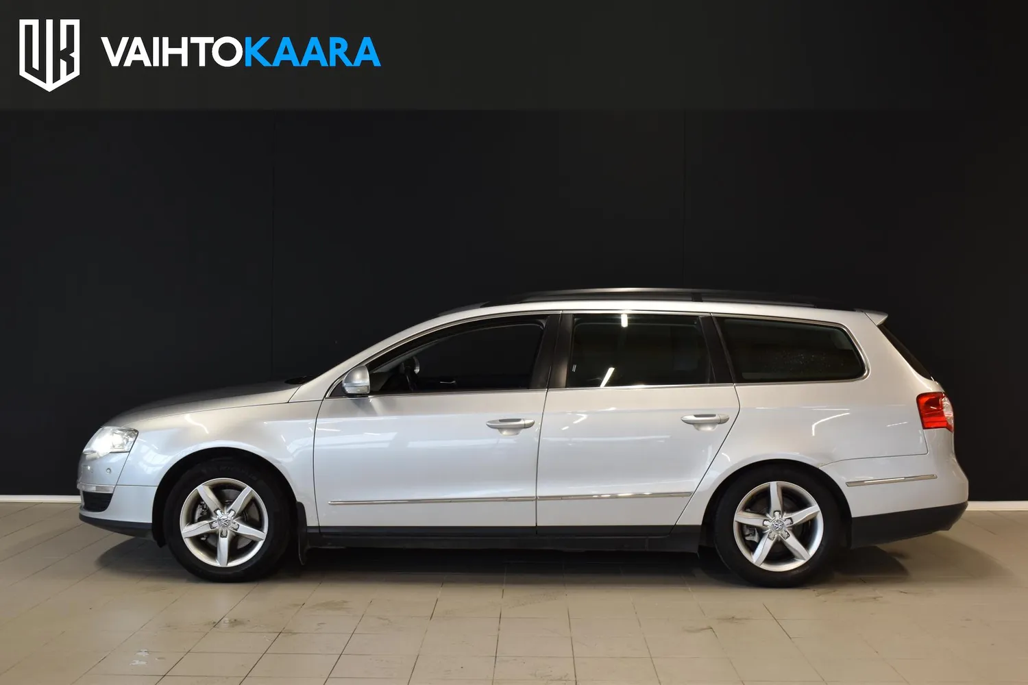 Volkswagen Passat 2010, bild 3/22