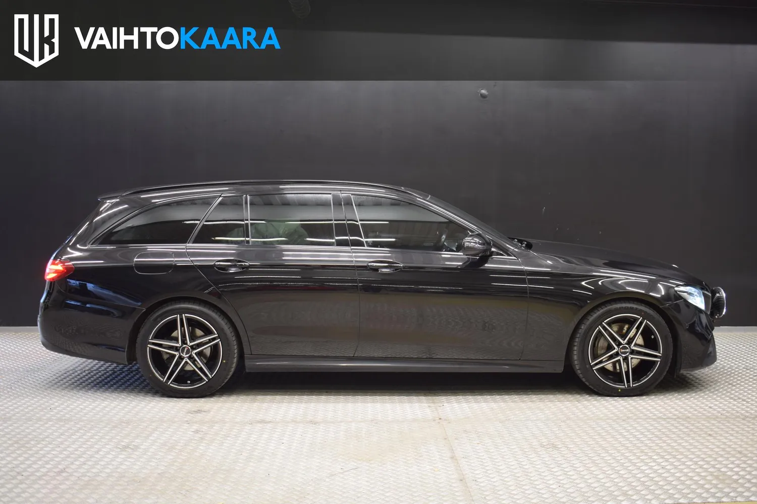 Mercedes-Benz E 2018, bild 7/27