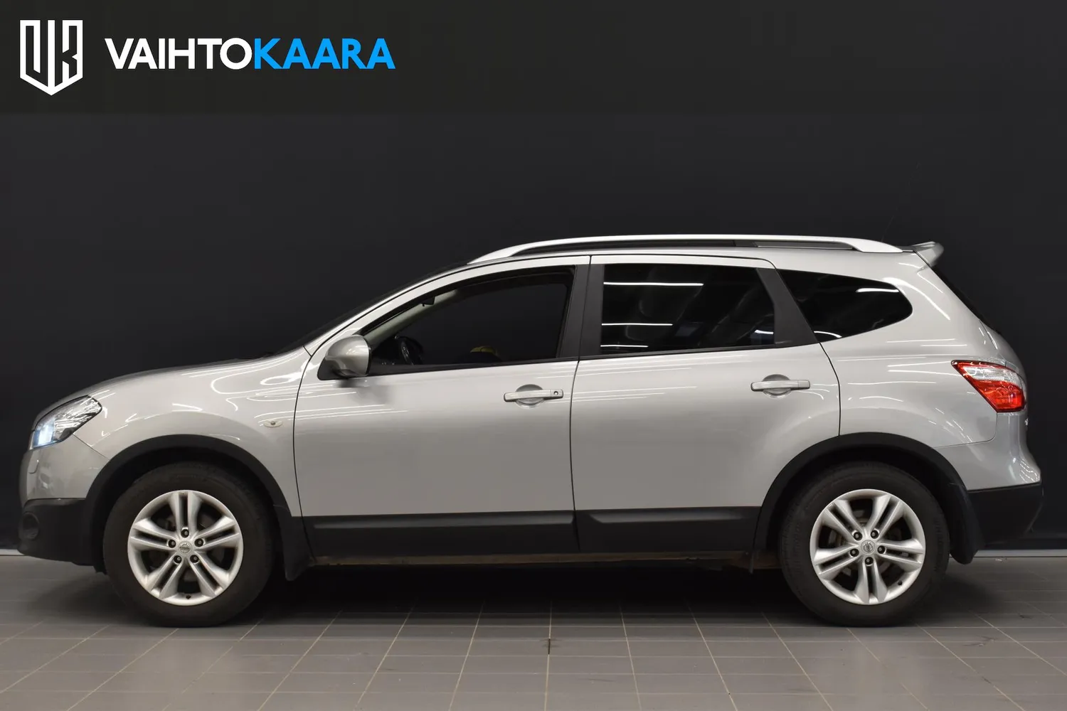 Nissan Qashqai+2 2012, kuva 3/19