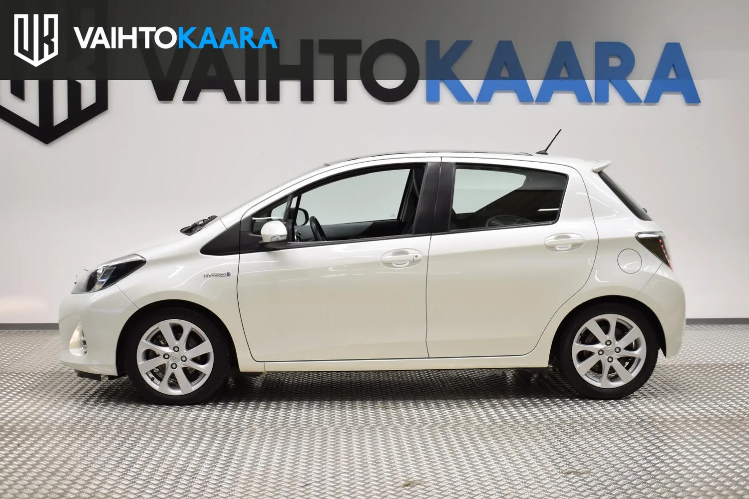 Toyota Yaris Hybrid Style 5ov 2012, bild 3/16