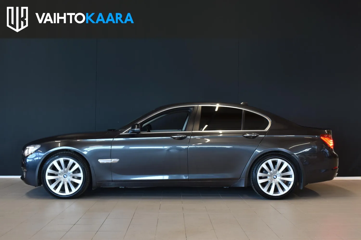 BMW 740 2013, bild 3/24