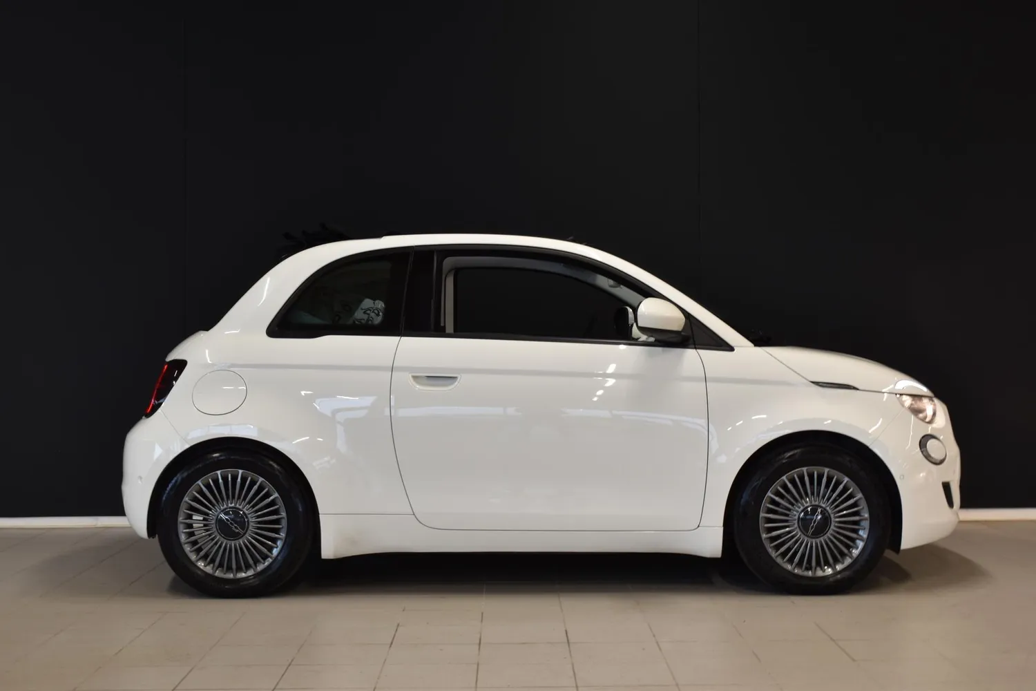 Fiat 500E Icon Cabrio 118hv 42kWh 2022, bild 7/27
